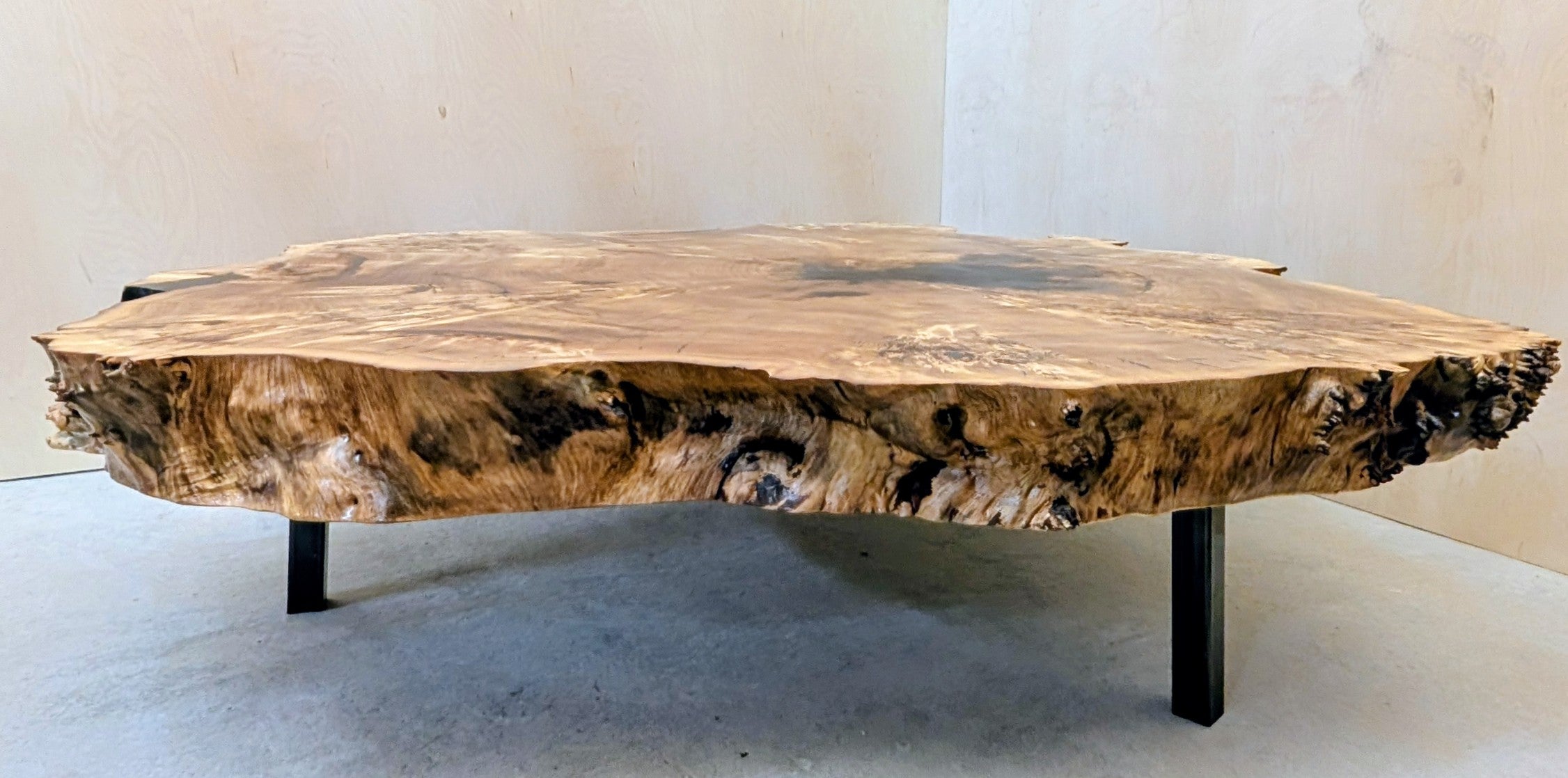 Tisch Massivholz Baumscheibe Wohnzimmertisch Pappel Maser XXL