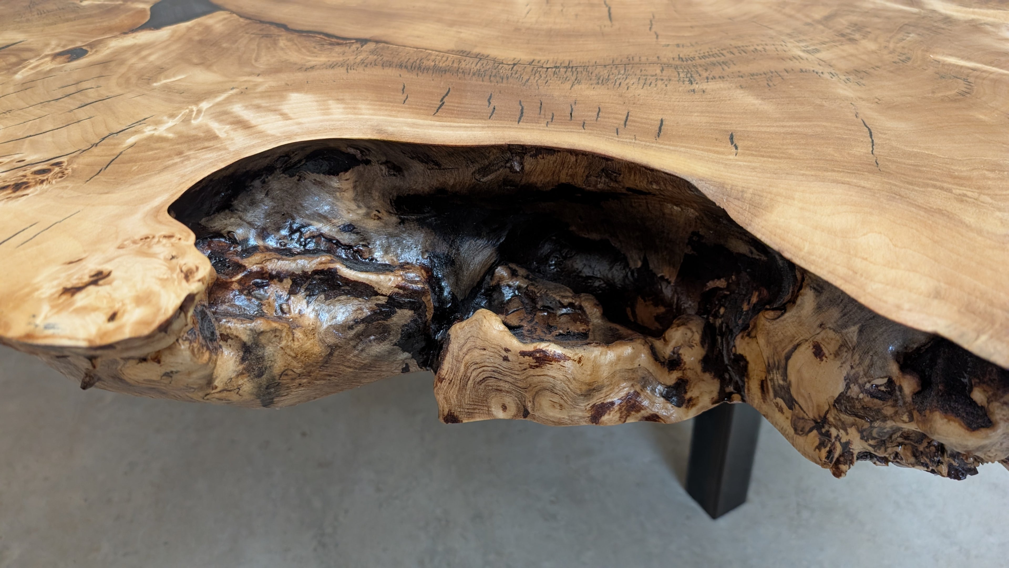 Tisch Massivholz Baumscheibe Wohnzimmertisch Pappel Maser XXL